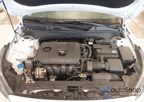 2021 Kia Forte Lxs из США, поврежденный, VIN 3KPF24AD2ME299422